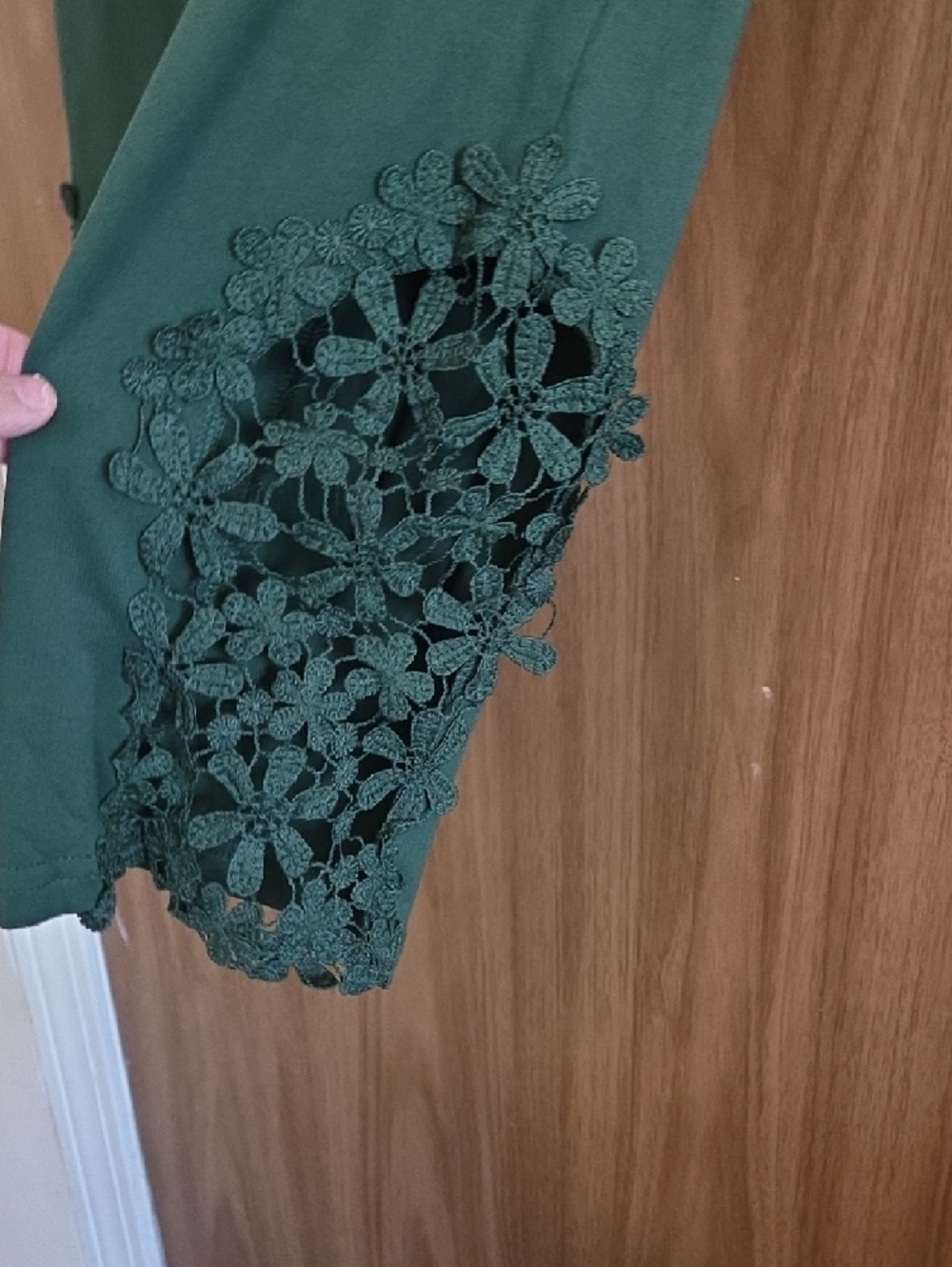 Dark Green Capri Leggings with Lace Trim - Picture 2 of 4